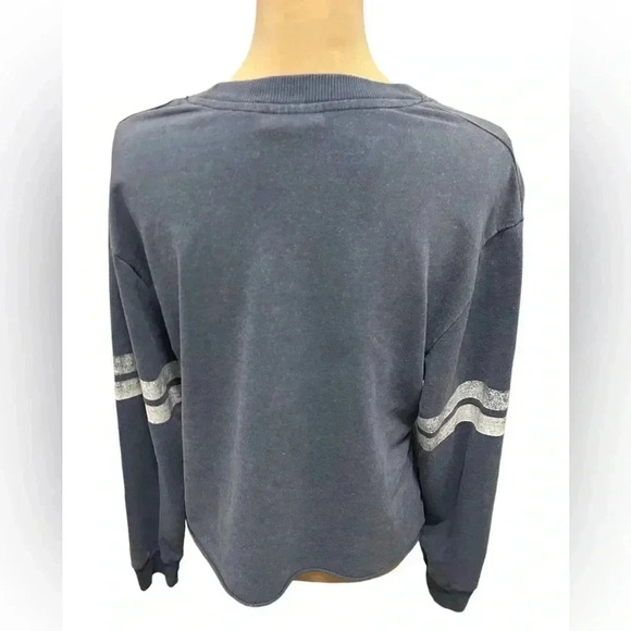 Blue Walt Disney World Disney Parks Mickey Mouse Long Sleeve Cropped Tee EUC - Picture 4 of 10